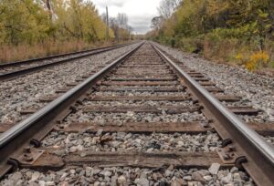 مشخصات فنی بالاست راه آهن- روسازی راه آهن قطار